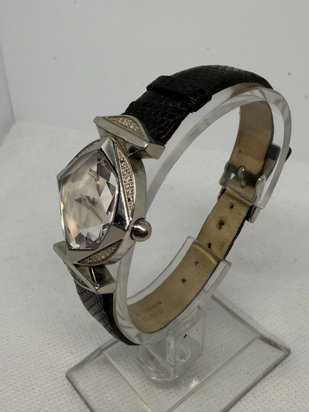Wittnauer Winter Garden 10R20 Square Case 30 Diamond Bezel Women’s Watch - Picture 3 of 10